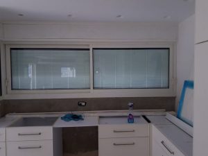 חלונות אלומיניום יוקרתיים להזזה למשרד פרופיל 9200 חלונות אלומיניום יוקרתיים להזזה למשרד פרופיל 9200