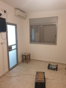 חלונות אלומיניום להזזה פרופיל בלגי 1700 חלונות אלומיניום להזזה פרופיל בלגי 1700 עם תריס חשמלי