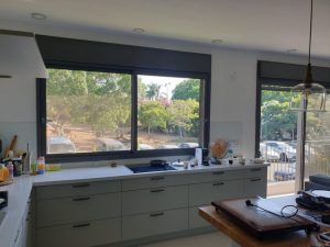 חלונות אלומיניום להזזה פרופיל אופיס 9200 קליל חלונות אלומיניום להזזה פרופיל אופיס 9200 קליל